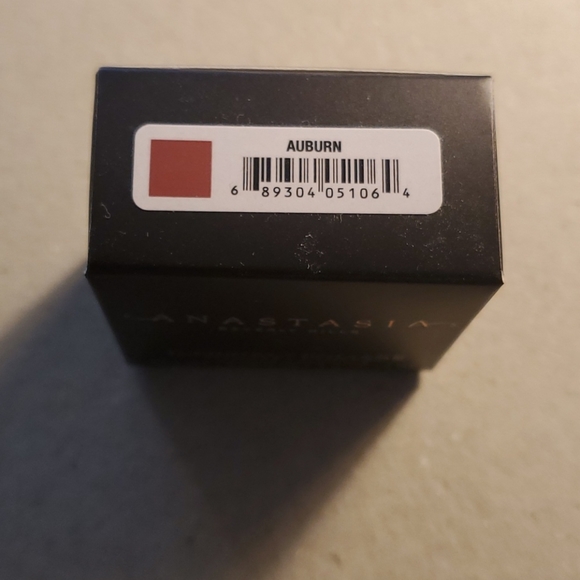 Dipbrow Pomade - Picture 6 of 13